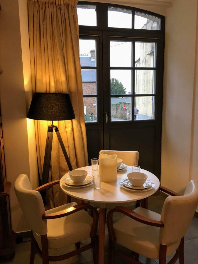 Gate House Apartment *