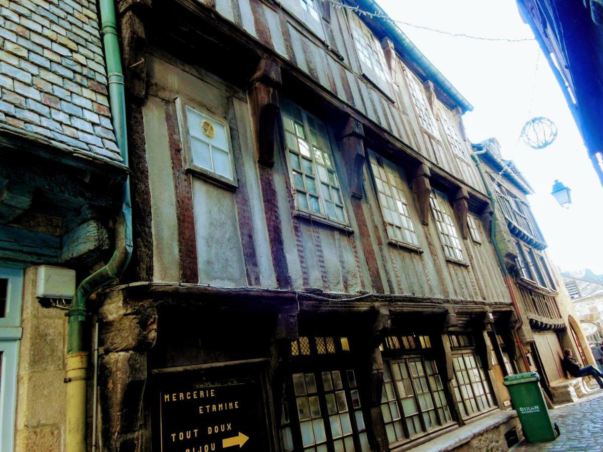 Gate House