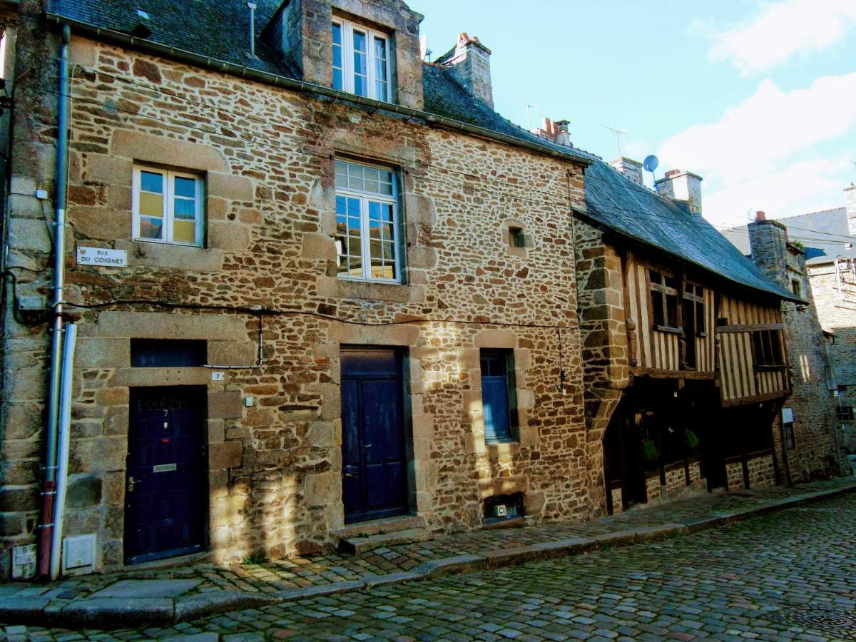 Gate House Apartment